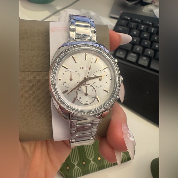 Fossil Accessories - Fossil Silver Watch new with tags